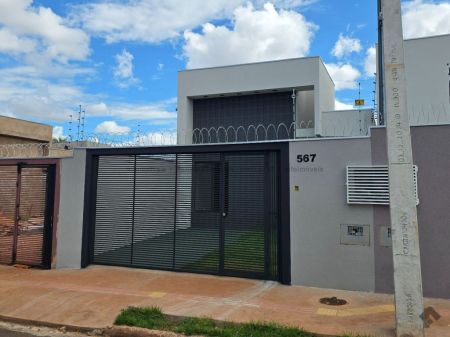 Casa-Térrea em Vila Nasser