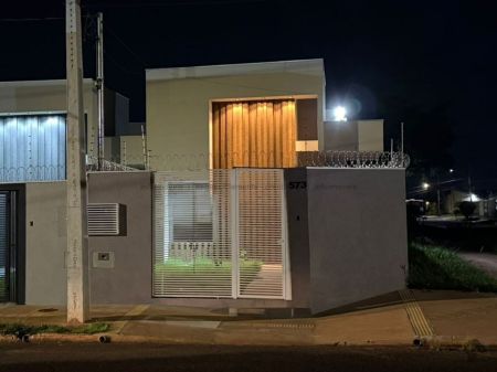 Casa-Térrea em Vila Nasser