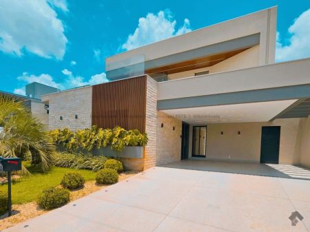 Sobrado-Condomínio em Pq. Residencial Damha III