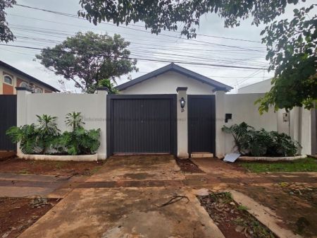 Casa-Térrea em Vila Miguel Couto