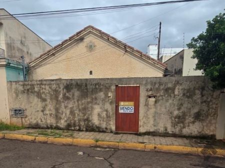 Casa-Térrea em Amambaí