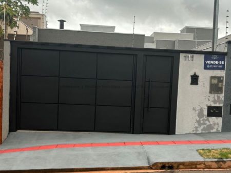 Casa-Térrea em Loteamento Água Limpa Park