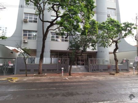 Sala / Salão / Loja em Centro
