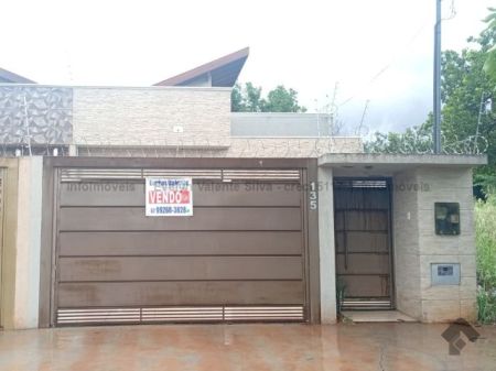 Casa-Térrea em Seminário