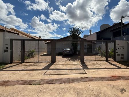 Casa-Térrea-Condomínio em Cidade Jardim