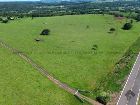 Fazenda em Zona Rural