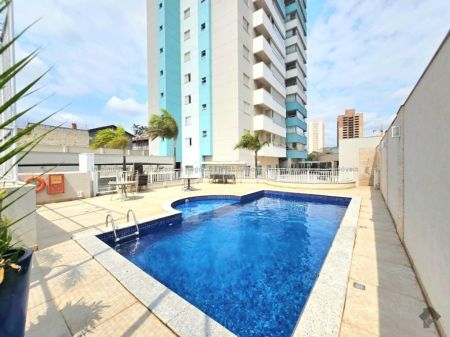 Apartamento em Centro
