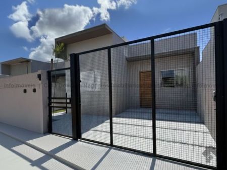 Casa-Térrea em Jardim Ipiranga