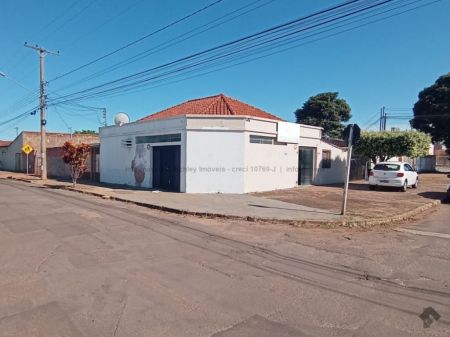 Casa Comercial em Vila Margarida
