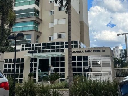Apartamento em Vivendas do Bosque