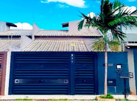 Casa-Térrea em Jardim das Nações