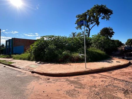 Terreno em Jardim Noroeste