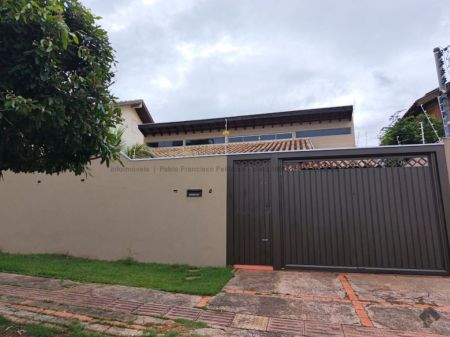 Casa-Térrea em Carandá