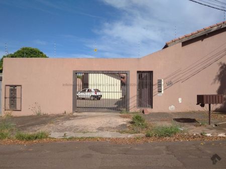 Casa de Vila em Vila Progresso