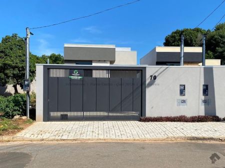 Casa-Térrea em Vila Marambaia