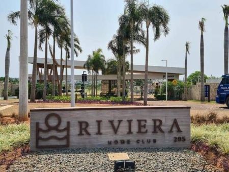 Terreno-Condomínio em Riviera Home Club