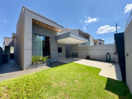 Casa-Térrea em Rita Vieira