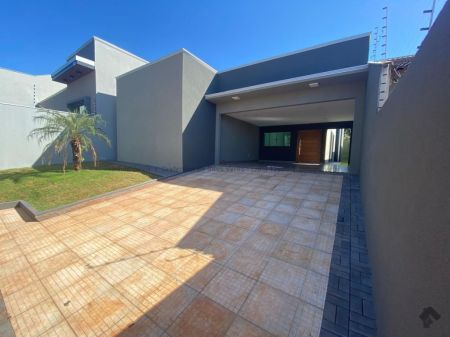 Casa-Térrea em Jardim Seminário