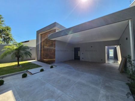 Casa-Térrea em Vila Nasser