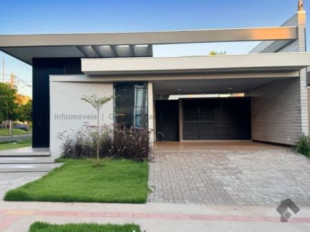 Casa-Térrea-Condomínio em Residencial Porto Madero