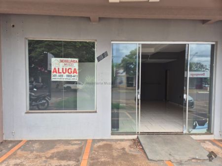 Sala / Salão / Loja em Centro