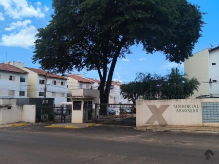 Apartamento em Jardim Monte Alegre