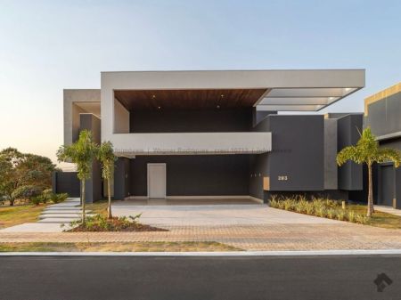 Casa-Térrea-Condomínio em Residencial Alphaville II