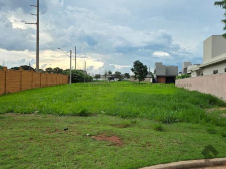 Terreno-Condomínio em Residencial Alphaville IV