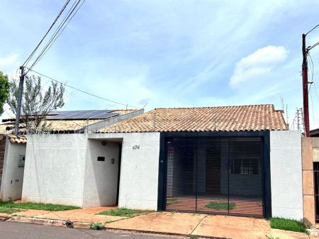 Casa-Térrea em Rita Vieira