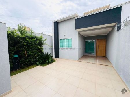 Casa-Térrea em Universitário