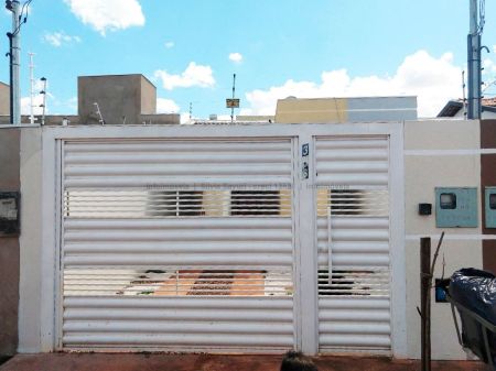 Casa-Térrea em Jardim das Nações