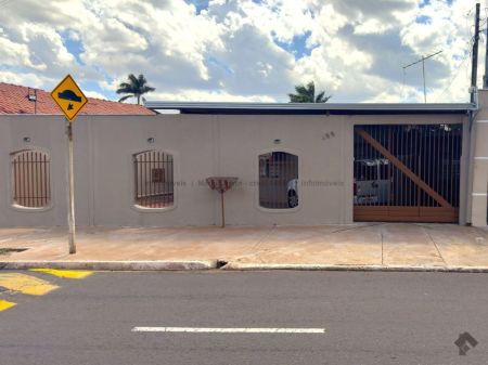Casa-Térrea em Santo Antônio