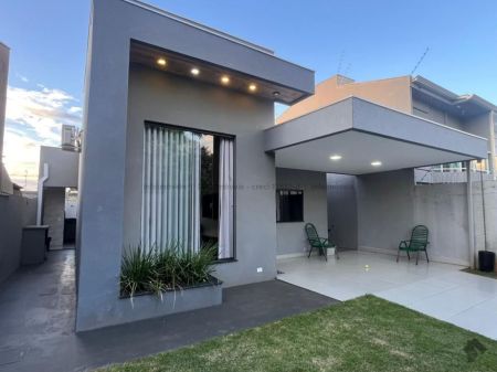 Casa-Térrea em Rita Vieira