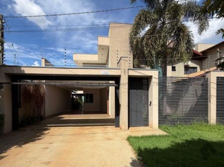 Casa-Térrea em Jardim Aline