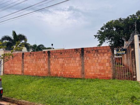 Terreno em Parque Rita Vieira