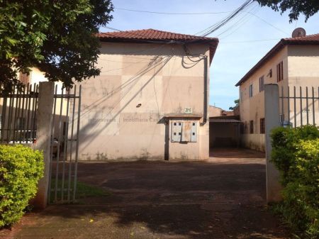 Apartamento em Jardim Morenão