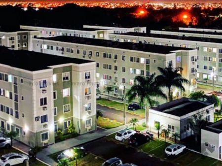 Apartamento em Pioneiros
