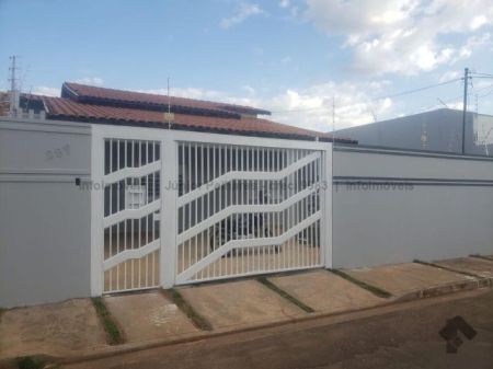 Casa-Térrea em Vila Sílvia Regina