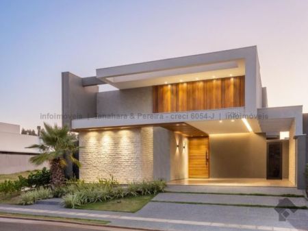 Casa-Térrea-Condomínio em Pq. Residencial Damha IV