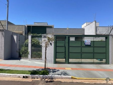 Casa-Térrea em Rita Vieira