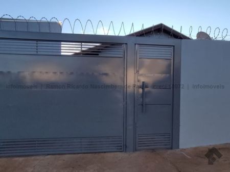 Casa-Térrea em Centenário