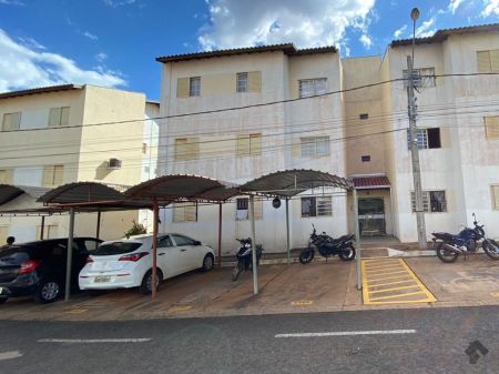 Apartamento em Jardim Monte Alegre