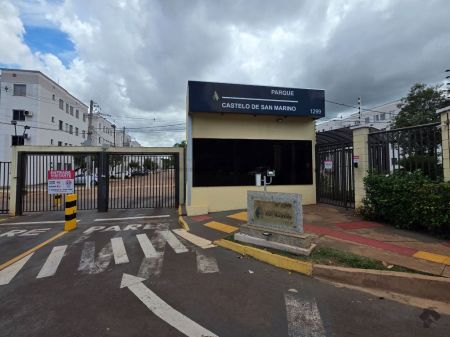 Apartamento em Pioneiros