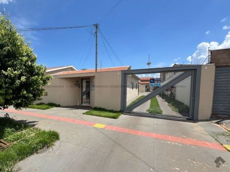 Casa-Térrea-Condomínio em Vila Piratininga