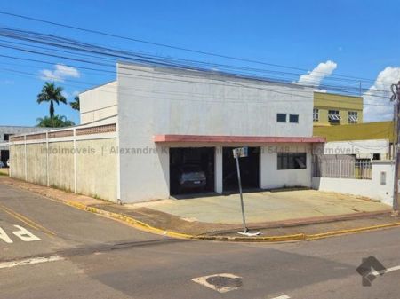 Imóvel Comercial em Jardim TV Morena