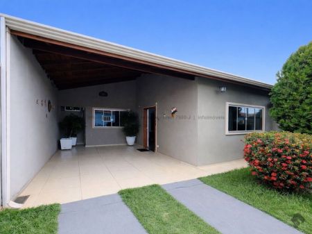 Casa-Térrea-Condomínio em Coophasul