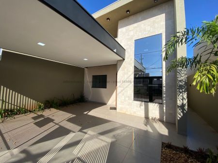 Casa-Térrea-Condomínio em Santa Fé