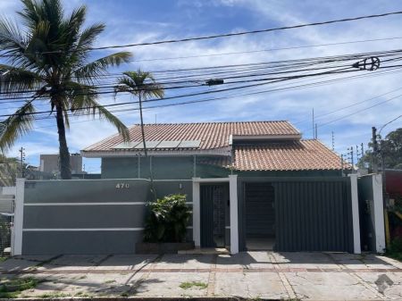 Casa-Térrea em Cidade Jardim