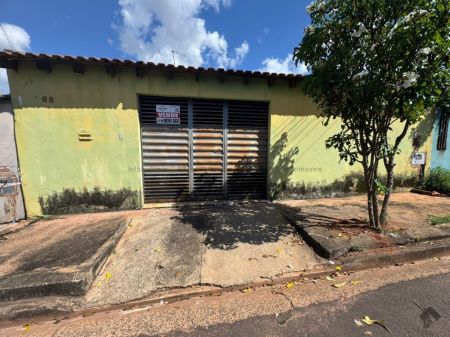 Casa-Térrea em Jardim Vida Nova