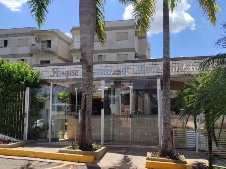 Apartamento em Conjunto Res. Monte Castelo